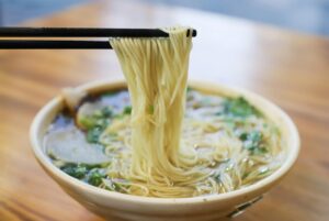 How to Make Vegetarian Pho Noodle Soup: Comfort Without the Meat 2 A Comforting noodle Bowl That Fits Your Lifestyle